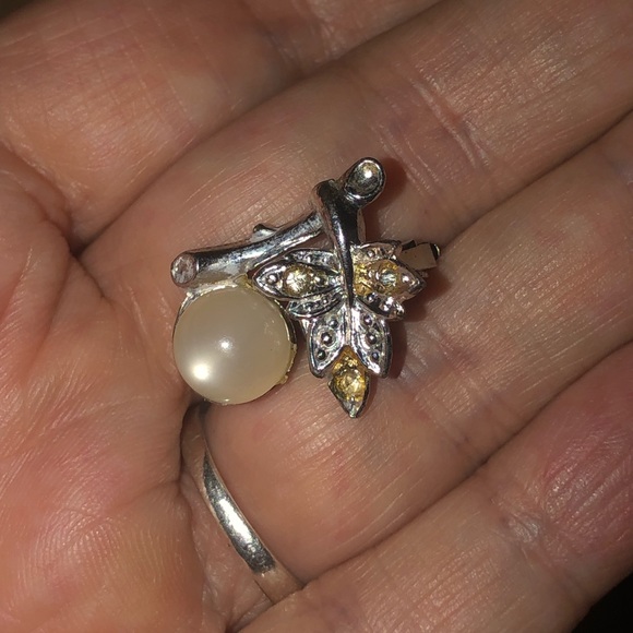 Antique 1930’sWWII Era PAT SILVER & Gold clips 🤩 - Picture 2 of 9